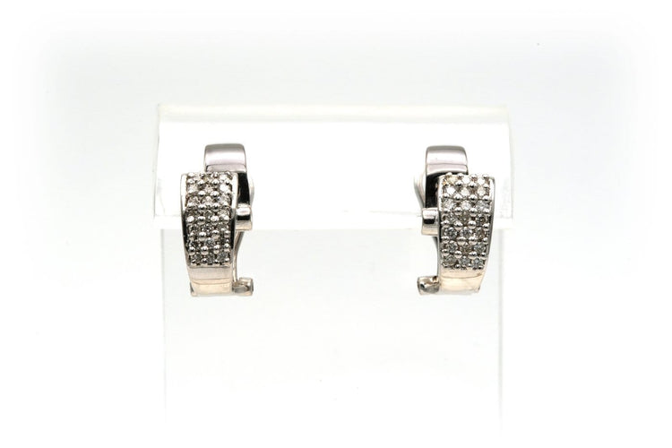 Boucles d'oreilles contemporaines en or blanc et diamants 58 Facettes 18806