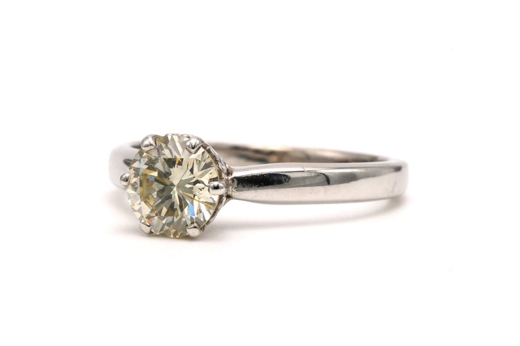 57 Bague contemporaine en or blanc et diamant taille brillant 58 Facettes 23012