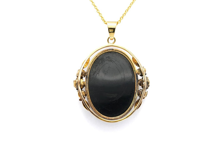 Napoléon III - Pendentif en or jaune 18 carats et agate 58 Facettes B840