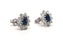 Boucles d'oreilles contemporaines en or blanc 18 carats, saphirs et diamants 58 Facettes 23714