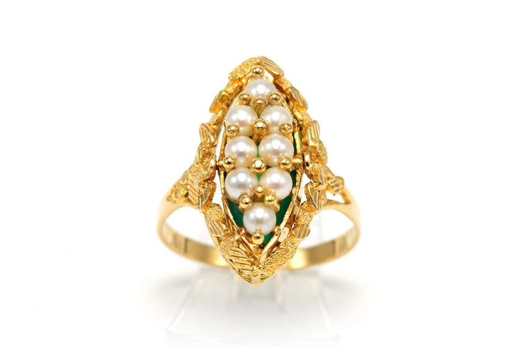 59 Années 50 - Bague en or jaune, perles et chrysoprase 58 Facettes B862