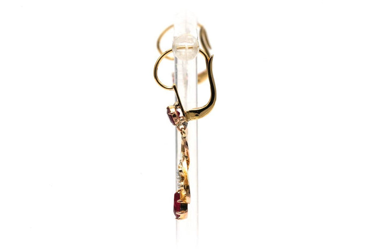Art nouveau - Boucles d'oreilles en or jaune, rubis et perles 58 Facettes B864