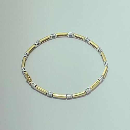 Bracelet Bracelet - Bracelet bicolore serti de diamants en or jaune et blanc 58 Facettes 250282