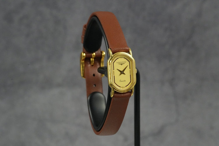 Montre Longines - Montre Tonneau Quartz plaqué or 58 Facettes TOT-01412