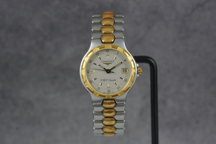 Montre Longines Conquest VHP - Montre quartz en acier 58 Facettes TOT-02115