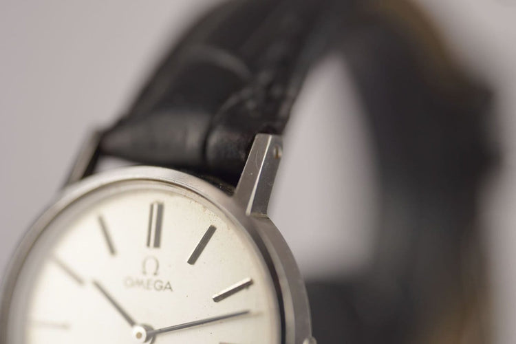 Montre Omega De Ville - Montre femme en acier 58 Facettes TOT-10845