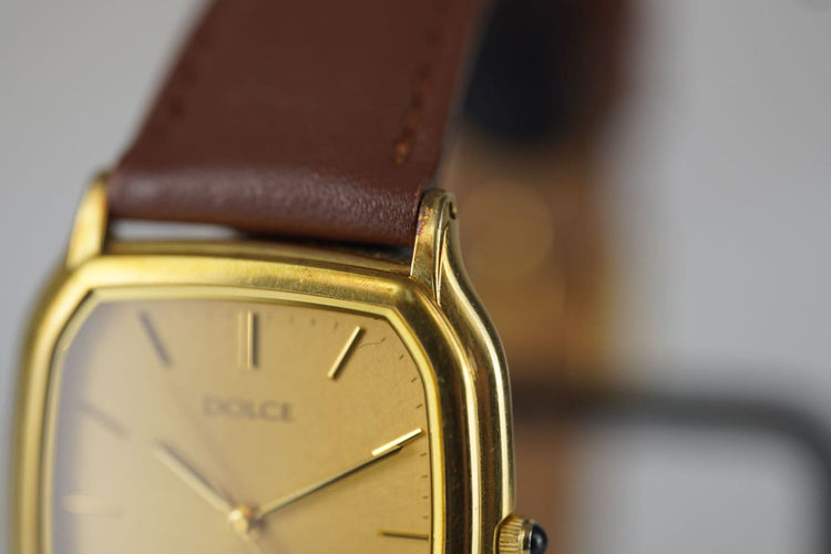 Montre Seiko Dolce Tonneau - Montre en acier 58 Facettes TOT-11134