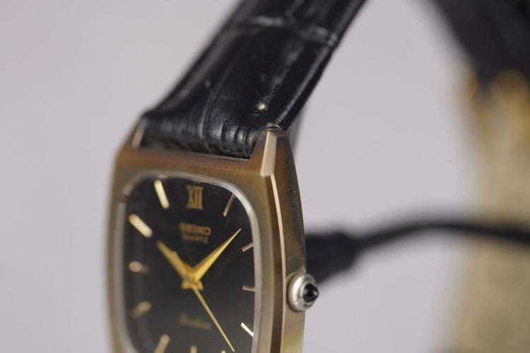 Montre Seiko Exceline Tonneau - Montre en acier 58 Facettes TOT-11118