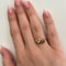 Bague 54 Bague contrariée en or jaune 18 ct avec rubis et diamants 58 Facettes 28379