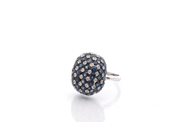 Bague 56 Bague en or blanc 18K avec saphirs et diamants 58 Facettes 27890