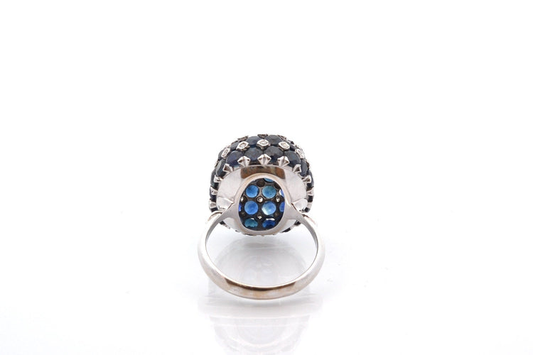 Bague 56 Bague en or blanc 18K avec saphirs et diamants 58 Facettes 27890