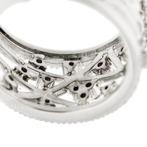 Bague 63 Bague jonc ajourée en or blanc 18 ct et diamants 58 Facettes 24534