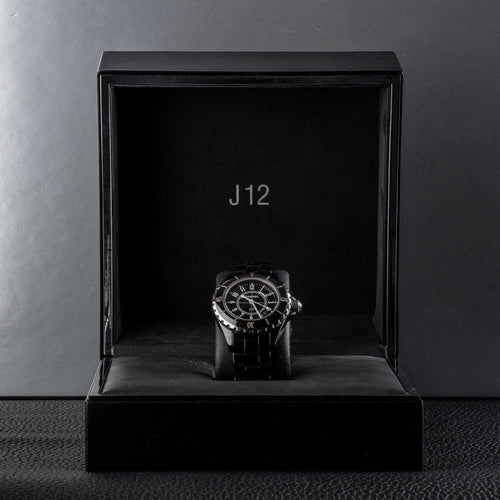 Chanel J12 - Montre H0682 en céramique noire 58 Facettes TOT-01990