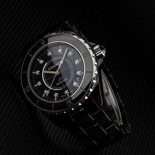Chanel J12 - Montre H1626 en céramique noire et diamants 58 Facettes TOT-02021