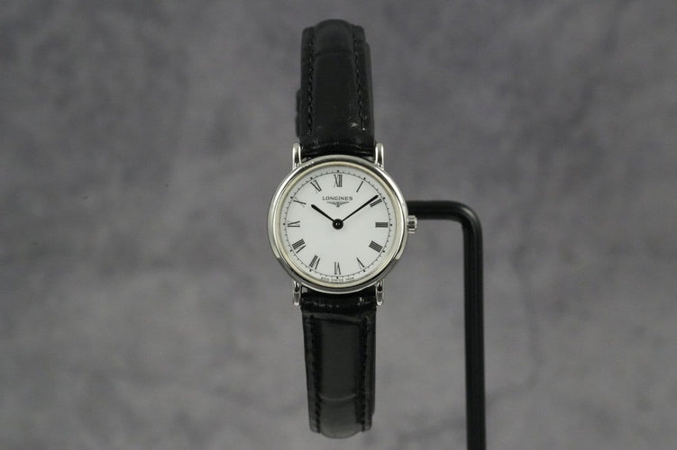 Montre Longines Les Grandes Classiques - Montre femme en acier 58 Facettes TOT-01464