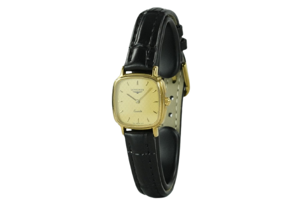 Montre Longines Les Grandes Classiques - Montre quartz plaquée or 58 Facettes TOT-01951