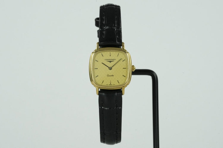 Montre Longines Les Grandes Classiques - Montre quartz plaquée or 58 Facettes TOT-01951