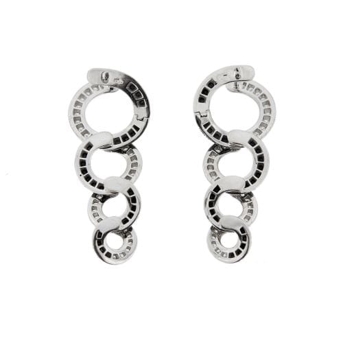 Boucles d'oreilles Boucles d’oreilles pendantes en or blanc 18 kt avec diamants 58 Facettes 25641