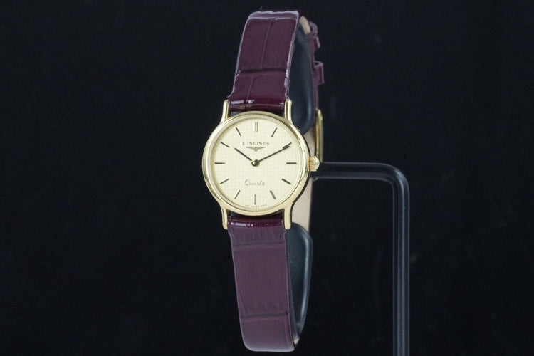 Montre Longines - Montre Quartz 153 6729 en plaqué or 58 Facettes TOT-01870