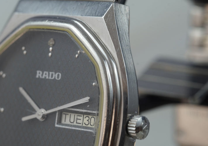 Rado Quartz - Montre Day Date en acier 58 Facettes TOT-11208