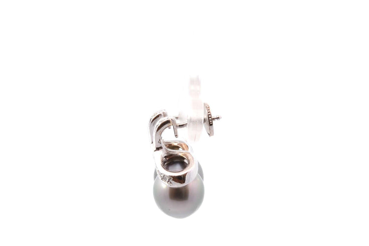 Boucles d'oreilles Boucles d'oreilles en or 18k, perles de Tahiti et diamants 58 Facettes 27777