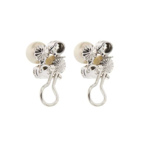 Boucles d'oreilles Boucles d’oreilles - Puces en or blanc 18 ct, perles et diamants 58 Facettes 32450