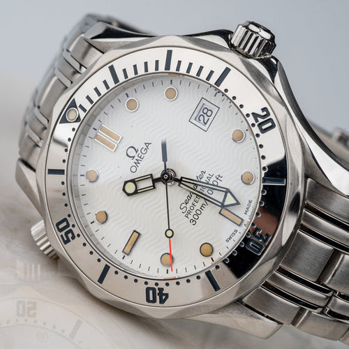 Omega Seamaster 300M - Montre quartz en acier 58 Facettes TOT-02137