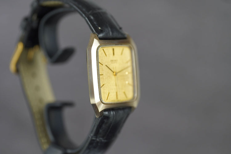Seiko Tank - Montre homme en acier, quartz 58 Facettes TOT-10743