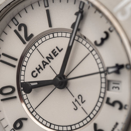 Chanel J12 Limited Edition - Montre en céramique blanche 58 Facettes TOT-02234