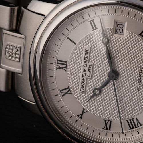 Montre Frédérique Constant - Montre Classics Heart Beat FC-303/310X3P4/5/6 58 Facettes TOT-02450