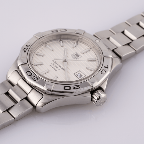 TAG Heuer AquaRacer - Montre Calibre 5 en acier 58 Facettes TOT-02445