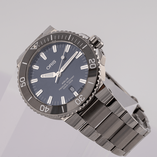 Oris Aquis - Montre de plongée en acier cadran bleu 58 Facettes TOT-02425