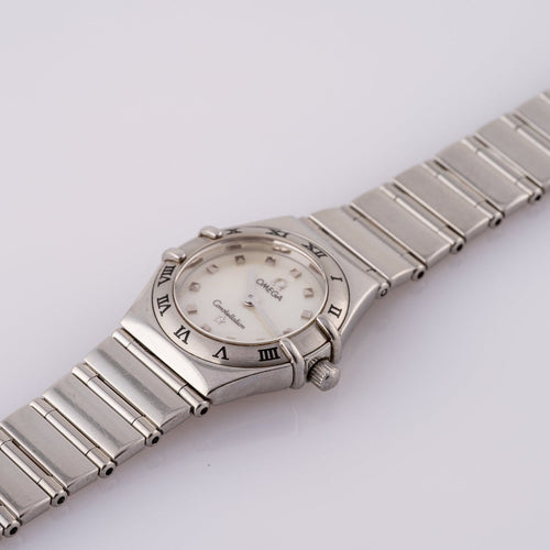 Montre Omega Constellation - Montre femme en acier 58 Facettes TOT-02409