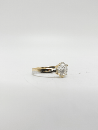 50 Bague solitaire en or jaune et blanc 18K et diamant 58 Facettes SKU : BOR/260167
