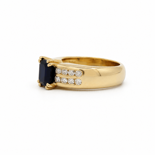 53 Bague vintage en or jaune, saphir et diamants 58 Facettes 1.0002147/1