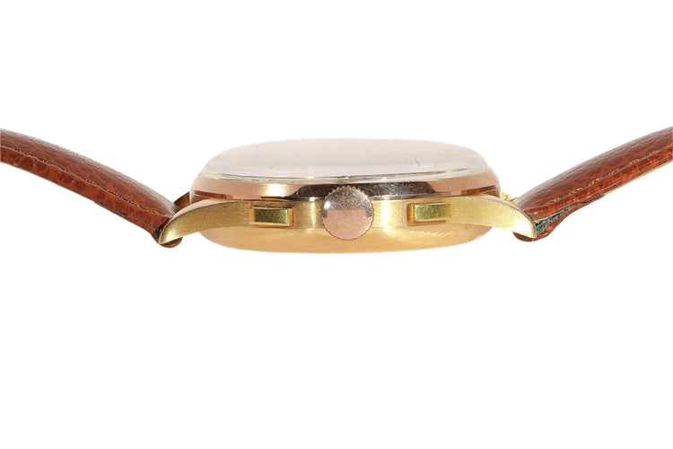 Baume & Mercier Genève - Montre chronographe en or jaune 18K 58 Facettes 26085-0242
