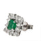 Boucles d'oreilles Boucles d'oreilles - Clous carrés en or blanc 18 ct, émeraudes et diamants 58 Facettes 1609