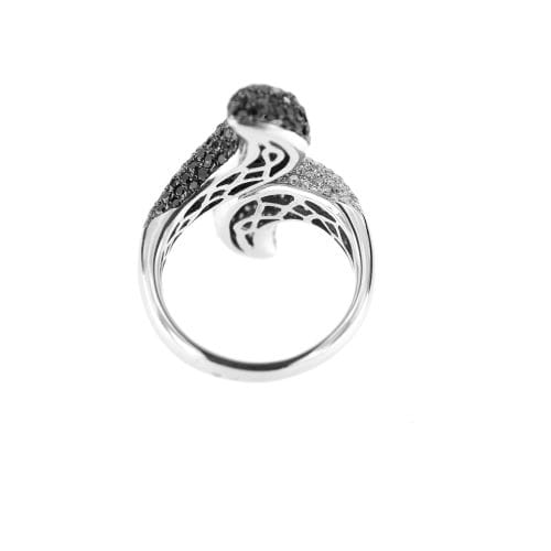 Bague Bague contrariée en or blanc 18 ct pavée de diamants 58 Facettes 29142