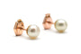 Boucles d'oreilles Boucles d'oreilles contemporaines en or jaune 18 carats et perles 58 Facettes 24012