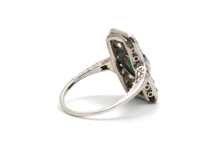 Bague 51 Art déco - Bague en or blanc, émeraudes et diamants 58 Facettes 24043