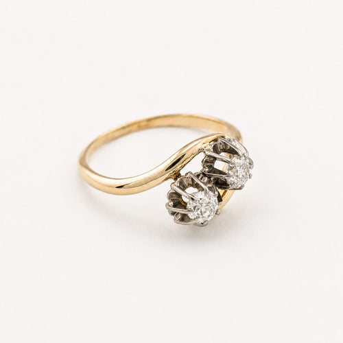 55 Toi et Moi - Bague ancienne en or jaune et diamants 58 Facettes 36955