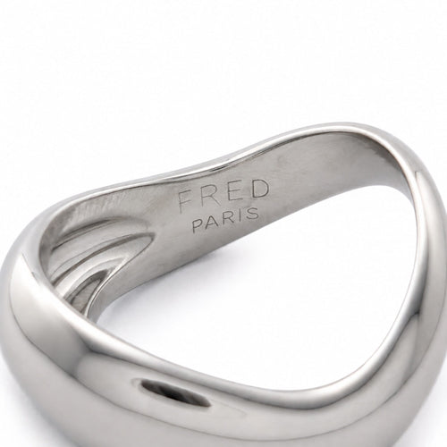 https://18carats.fr/wp-content/uploads/2026/05/36888-36895-Bague-Fred-Paris-Mouvement-en-or-gris.jpg