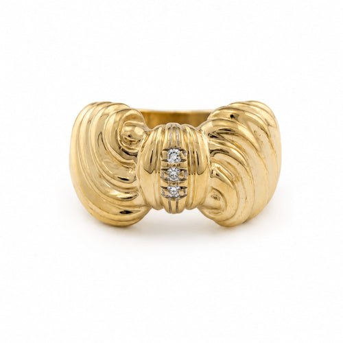 53 Bague nœud en or jaune et diamants 58 Facettes 36879