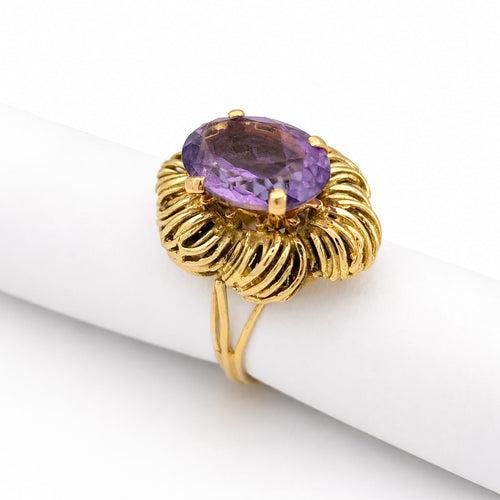 51 Bague en or jaune et améthyste 58 Facettes 35999