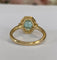 54 Bague en or jaune 18 ct, tourmaline Paraiba et diamants 58 Facettes ring
