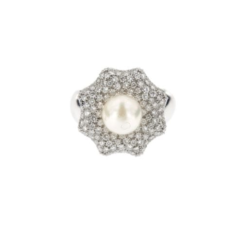 Bague 57 Bague fleur en or blanc 18 ct avec perle et diamants 58 Facettes 10510