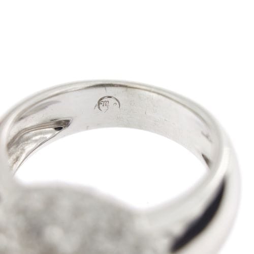 Bague 57 Bague fleur en or blanc 18 ct avec perle et diamants 58 Facettes 10510
