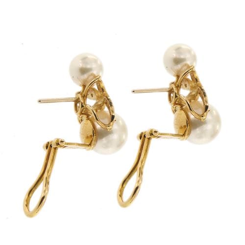 Boucles d'oreilles Boucles d’oreilles puces - Perles Akoya et diamants en or jaune 18 kt 58 Facettes 32421