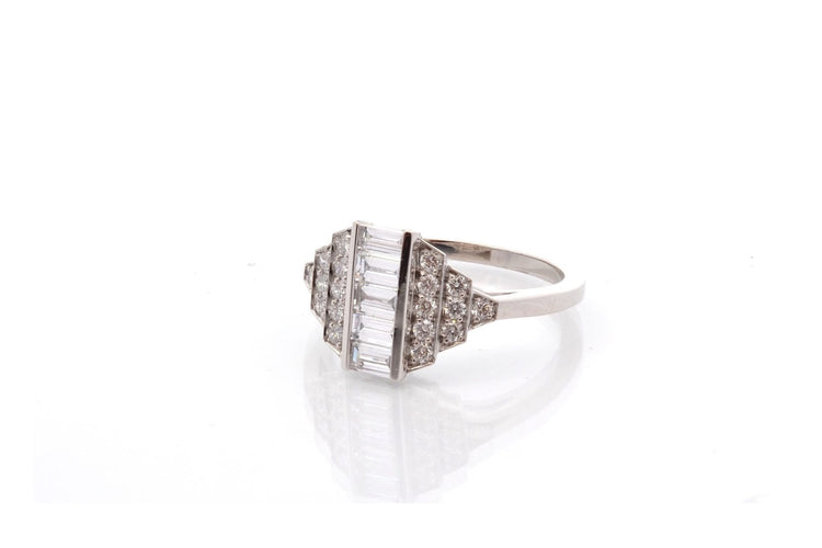 Bague 53 Bague vintage en platine sertie de diamants 58 Facettes 27054a- 27144