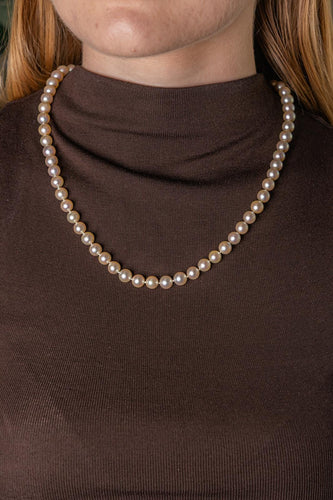 Collier floral en or blanc, perles et diamants 58 Facettes 5488790CN